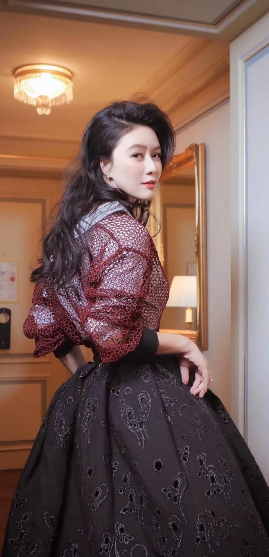 巅峰时隐退嫁入豪门—田海蓉