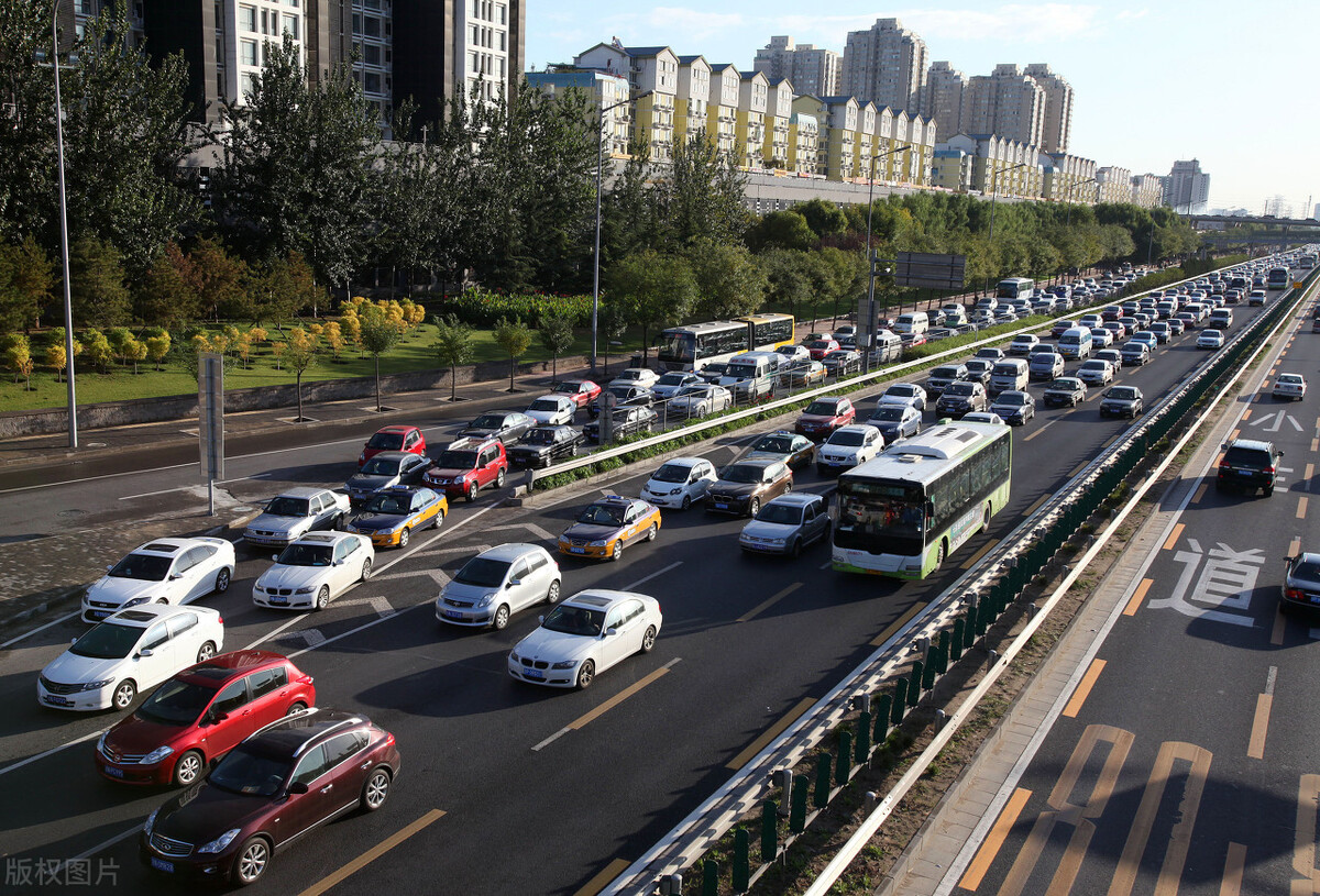 东大教授：城市污染是因为自行车太多！为何撇清汽车？真有道理吗