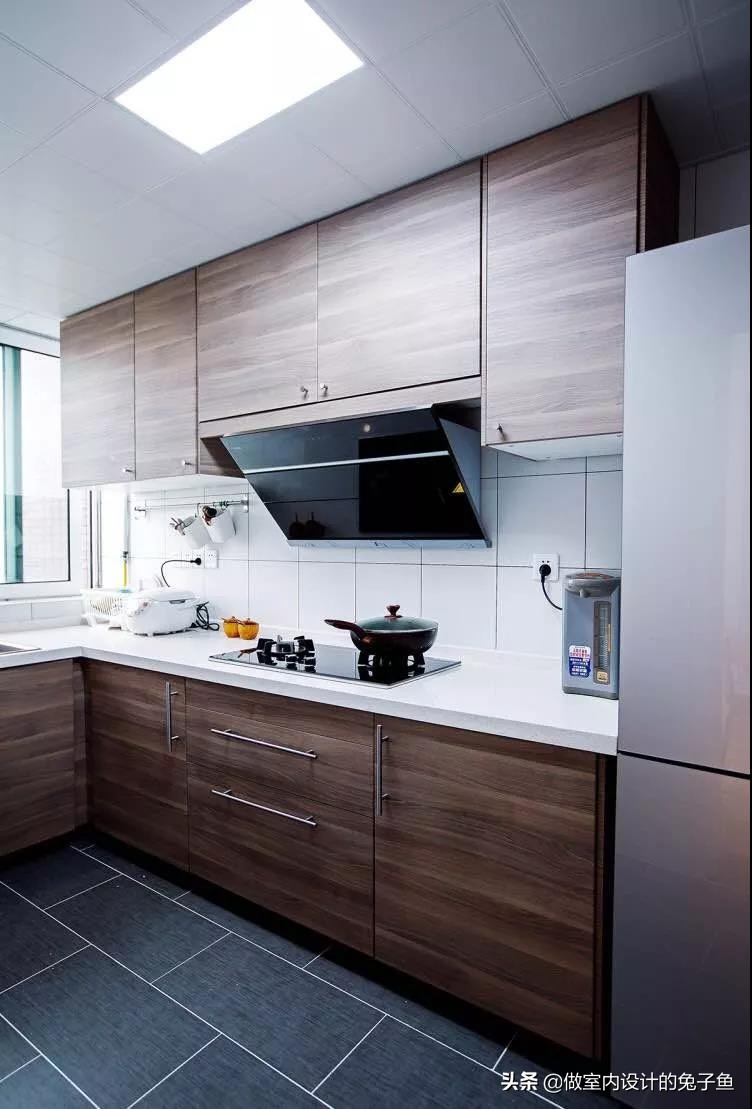 这些颜色的橱柜,让满满烟火气的小厨房美得不像话