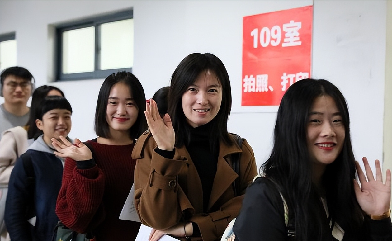 考研复试开始，上海这所高校多专业报考不足10人？有大量调剂名额