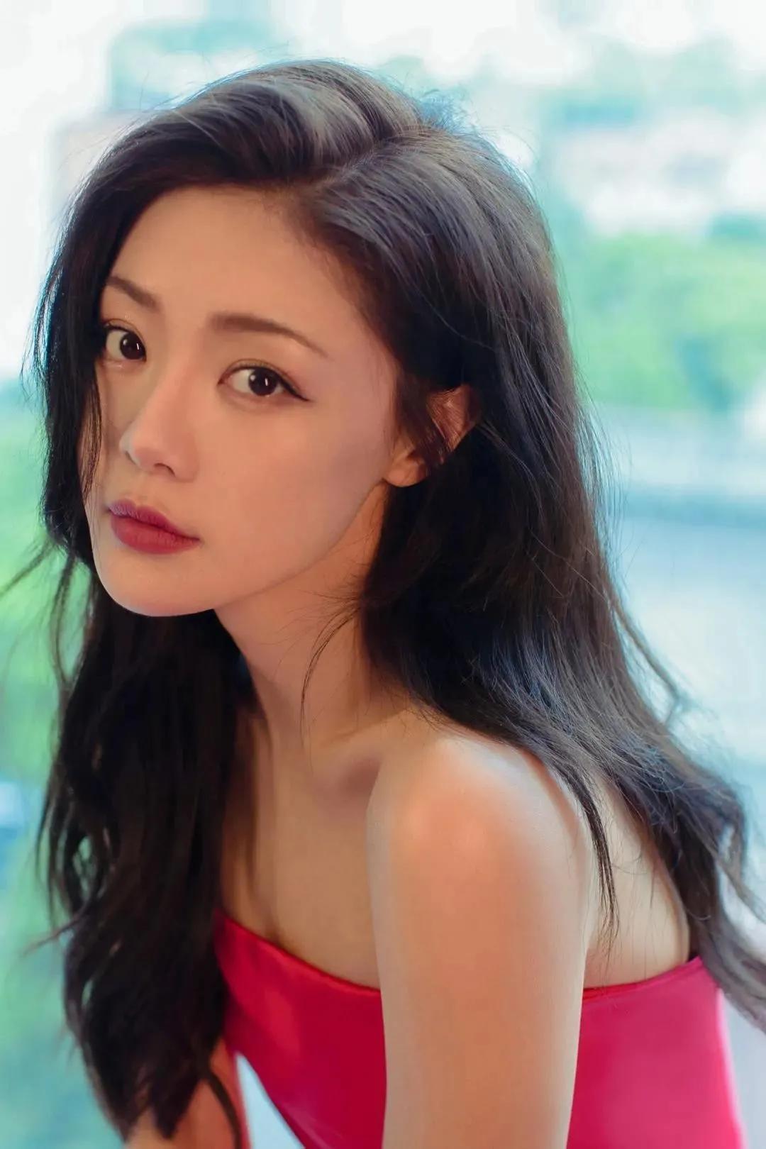 《每日一星》邓家佳