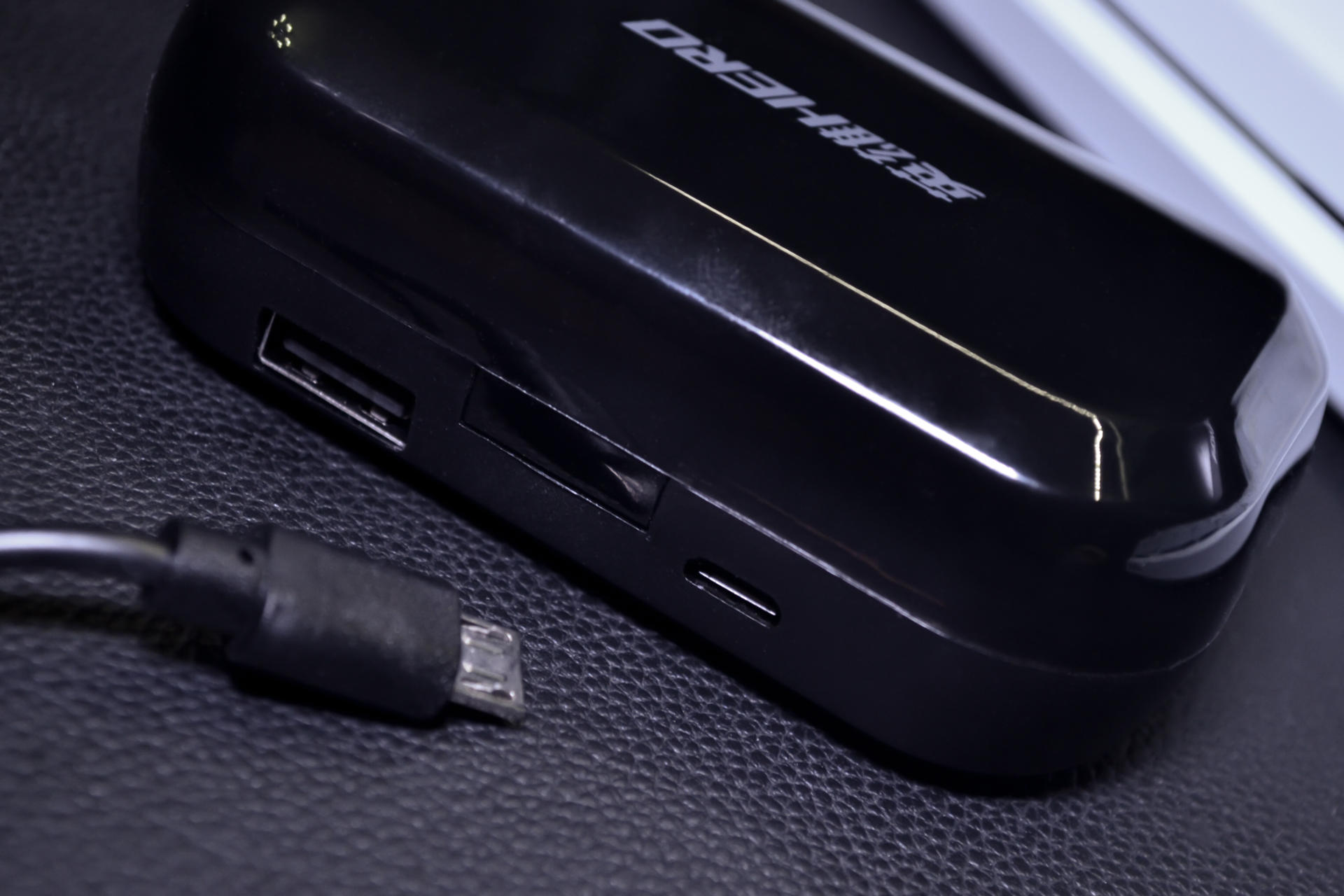 充电宝OR耳机合二为一 英雄G1真无线蓝牙耳机