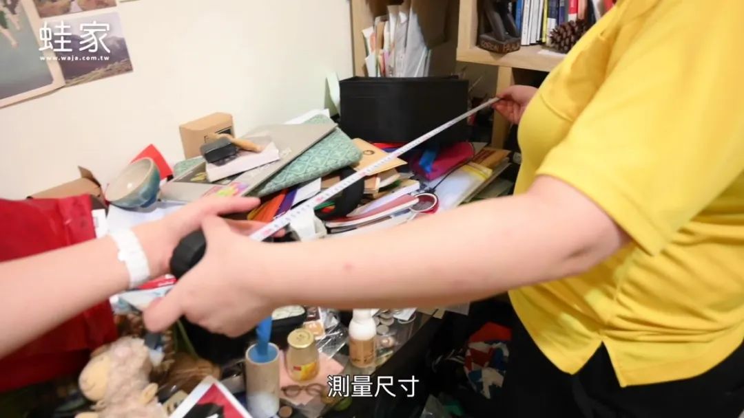 10㎡卧房，乱到看不见地板！8小时整理收纳后，衣柜重新呼吸了