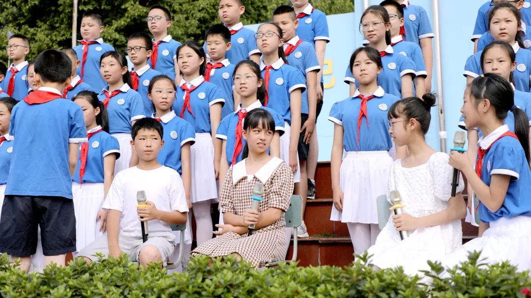 双流区棠湖小学开展“阳光童心，用爱守护”主题系列心理活动