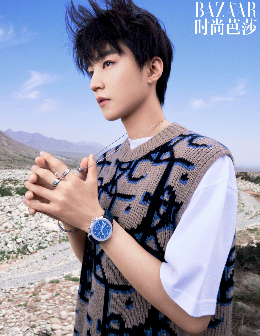 王俊凯四登芭莎封面，时尚大片直接复制广告造型，外景像P图