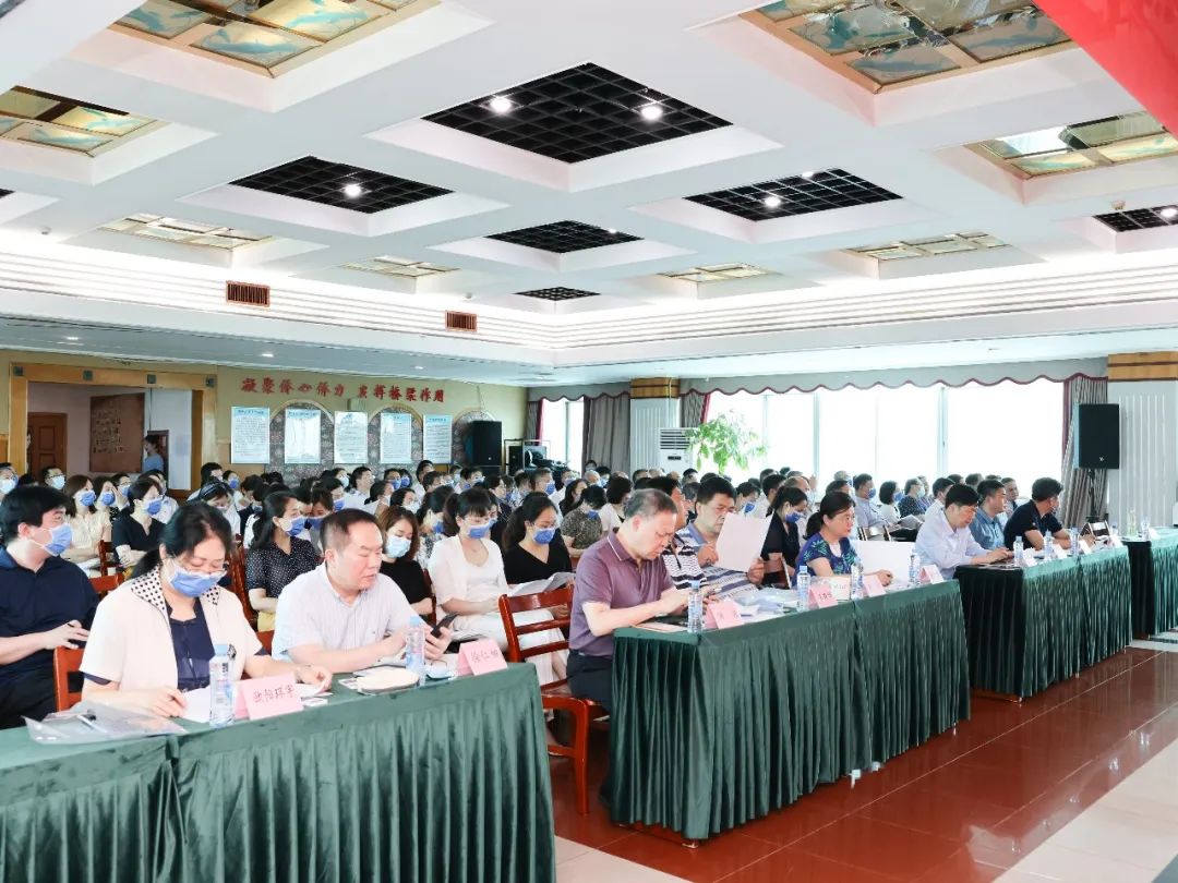 江西省人民医院召开2021年度中层干部述职评议大会