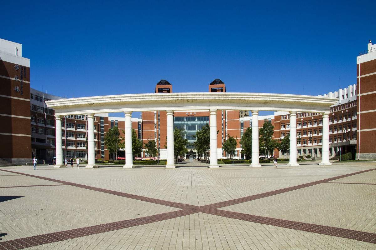 大连海事大学航海学院「大连海事大学航海类专业有哪些」