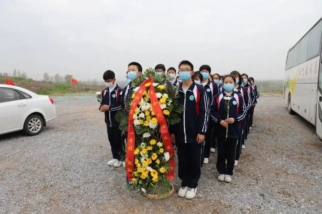 ��������Э��ϯ�Ÿ���һ�е���ʮһѧУ����Ԥ��δ�����˷��﹤��