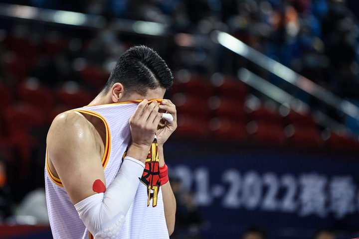 為什么cba決賽一節12分鐘（傷病和橫掃有點多，今年CBA季后賽不過癮）