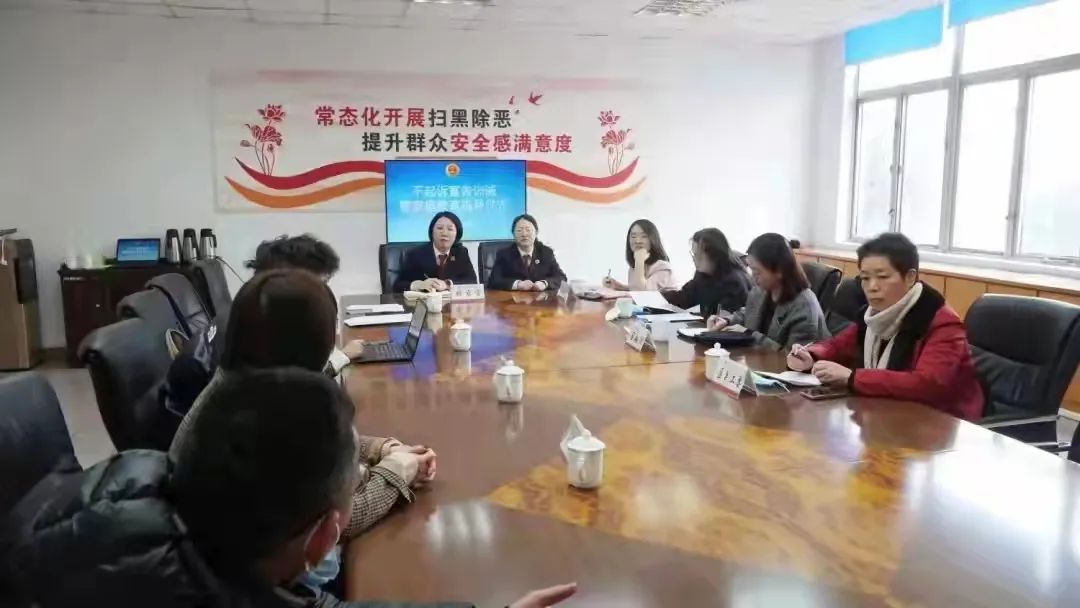 江苏法治报头版 | 扶直“小树苗” 无锡新吴检察指导家庭教育落地落实