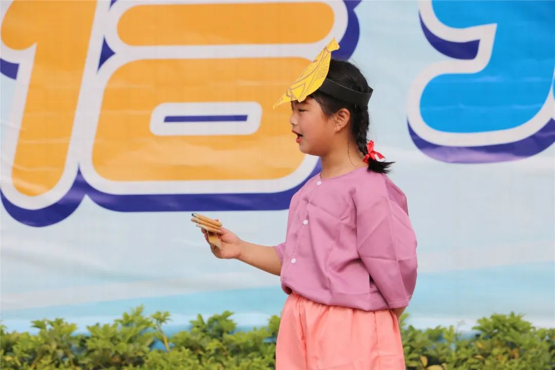 从心起步 健康成长｜实验小学外国语学校举行心理健康主题升旗仪式