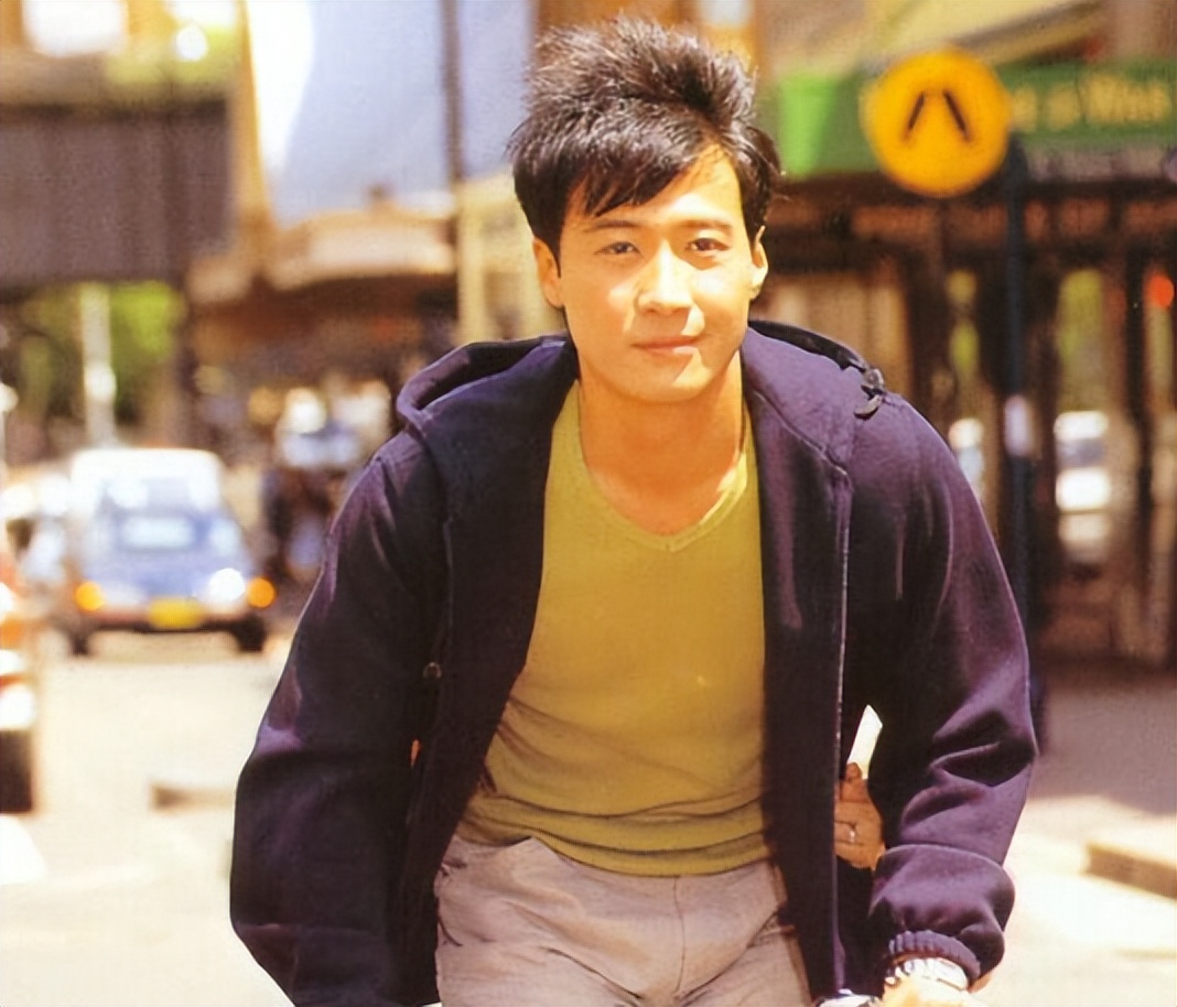 黎明：唱不过张学友，跳不过郭富城，碌碌无为的他凭啥被称为天王