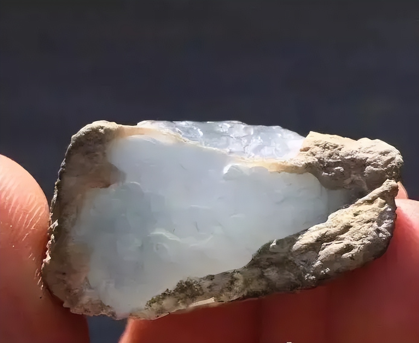 翡翠怎么去看价，影响定价的因素有哪些？