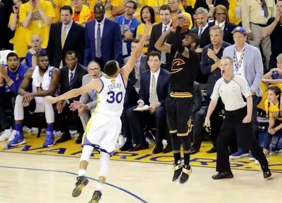 勇士和骑士总决赛回放（16年骑士4：3逆转勇士夺冠，老詹场均29+11+9，那么欧文乐福呢？）