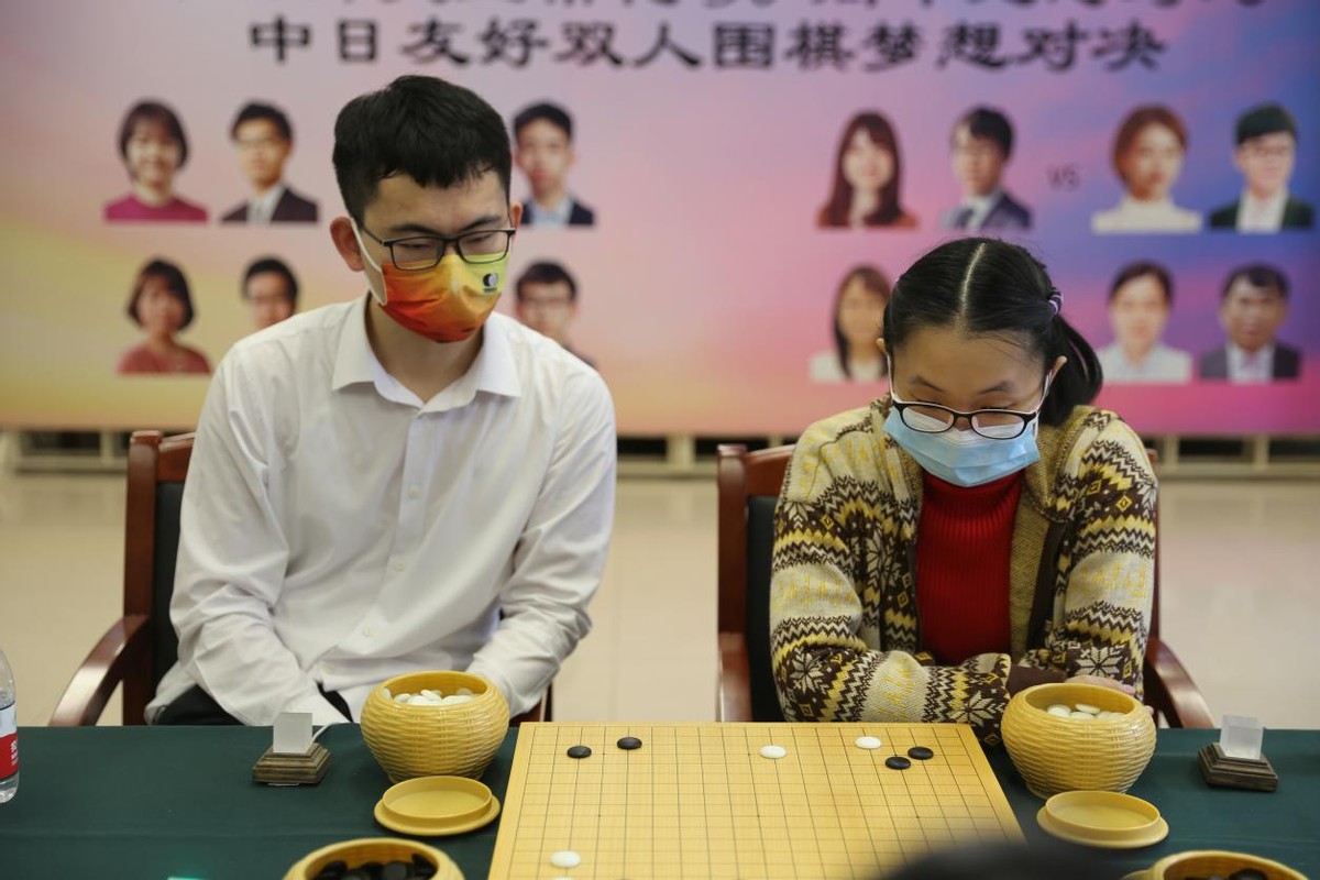 围棋世界杯多少场比赛(双人围棋世界杯赛再战两场，中韩组合强势出击双双获胜)