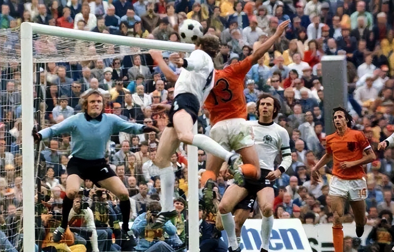 2014世界杯法国vs德国（世界杯那些相生相克，这队天克荷法英阿，却在大赛60年不胜其克星）