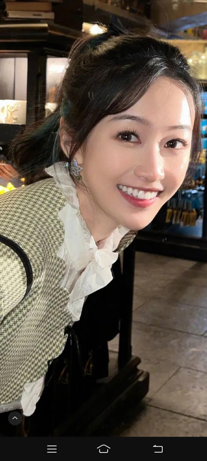 刘美含美图4