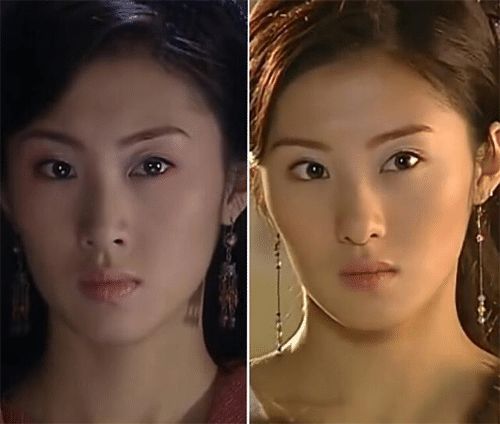 明明是同一个演员，但是在续篇中似乎换了脸，王后的脸发生了很大的变化。