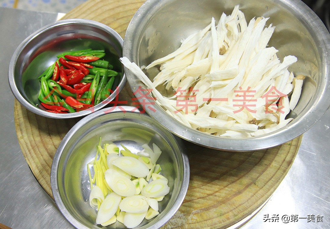 冬天干冷不知道晚餐吃啥，推薦8道家常菜，有葷有素，一周不重樣