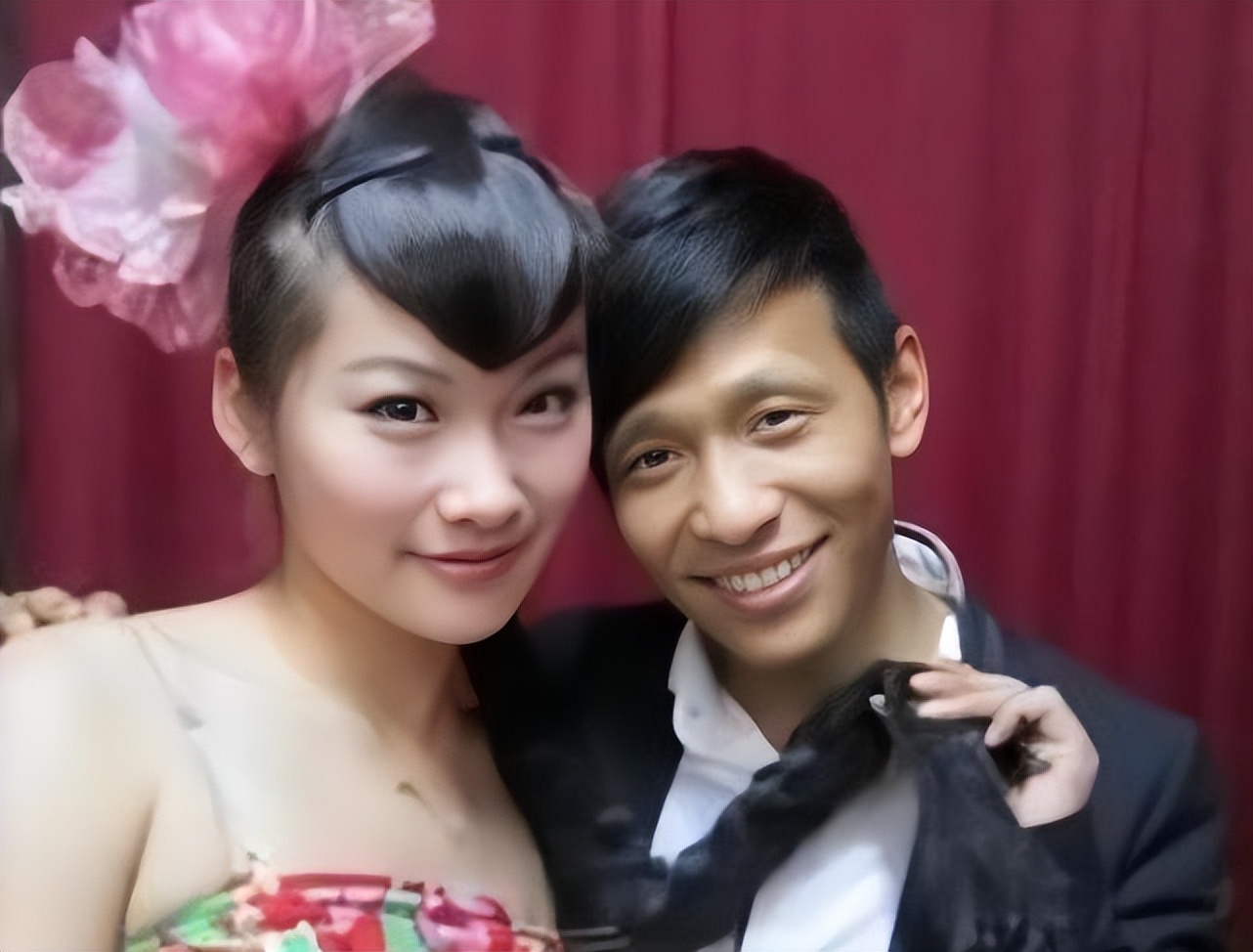 宋小宝小品搞笑大全2013(演员宋小宝:成名后抛弃霍晓红,再婚娶粉丝