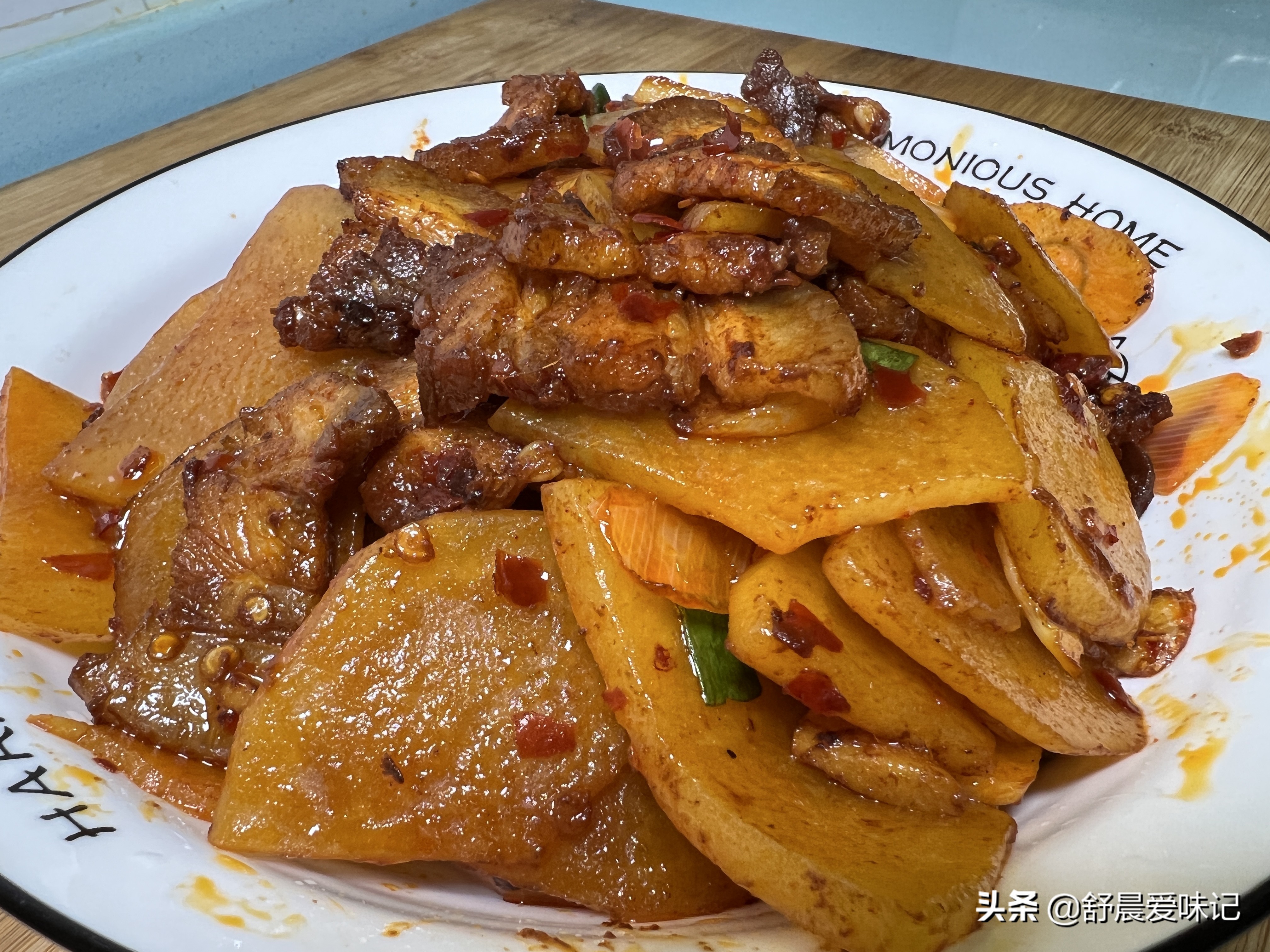 土豆回鍋肉,土豆回鍋肉的家常做法