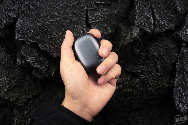 音质出众还有创新测温亮点的真无线蓝牙耳机——荣耀Earbuds 3 Pro