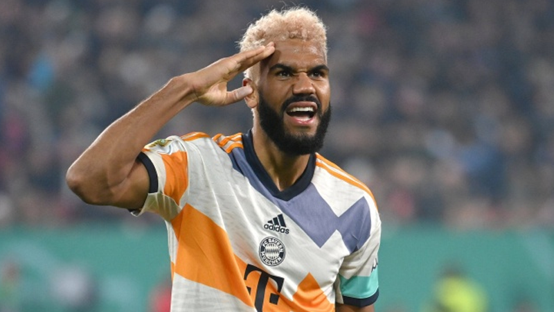 欧冠和世界杯哪个国家好（欧冠比世界杯更难，两个球王联手出局，米兰回归让拜仁瑟瑟发抖？）