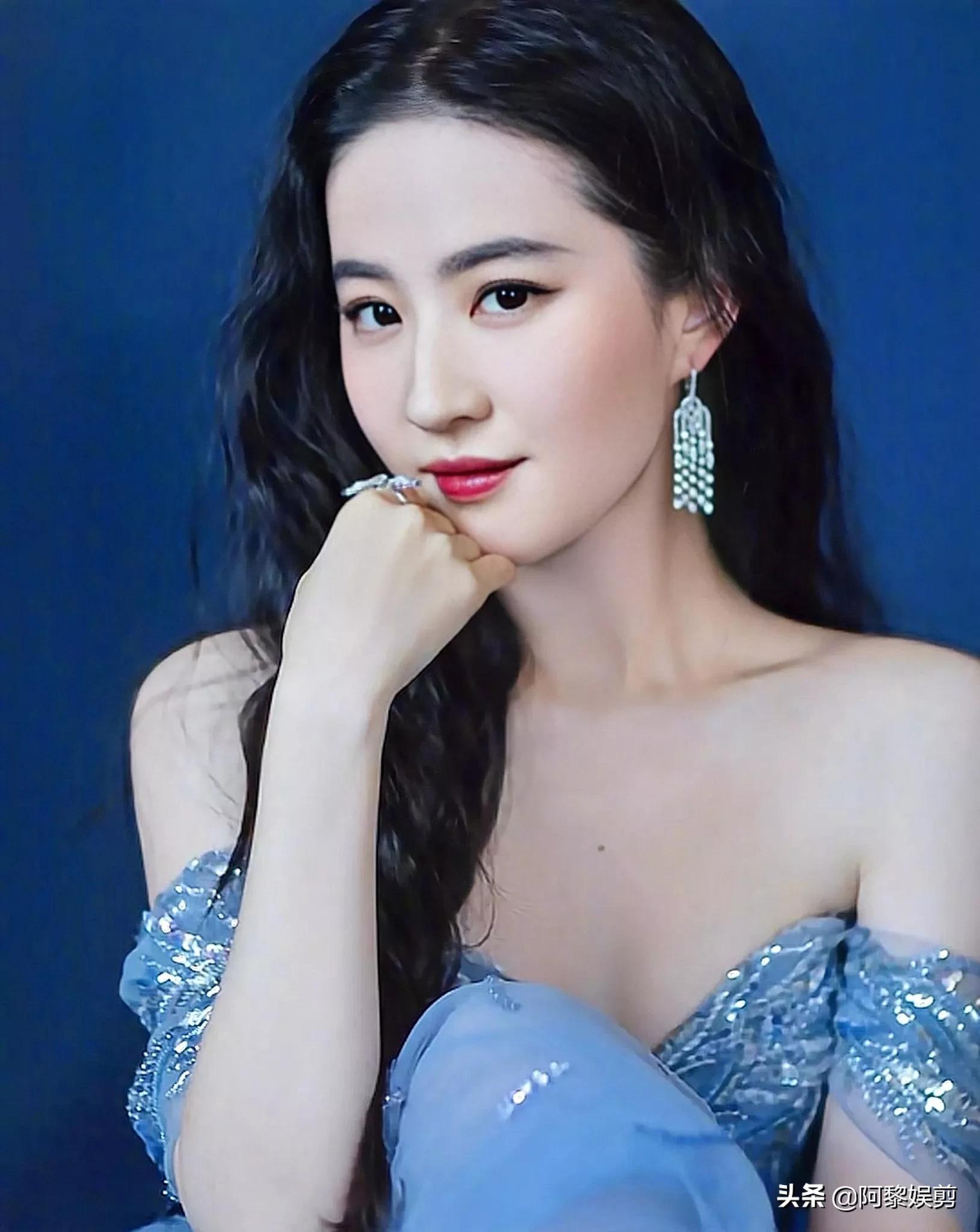 刘亦菲的这身装扮太漂亮了