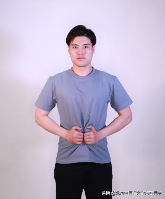 【小年约稿】腹部推拿还你大饱口福的自由！