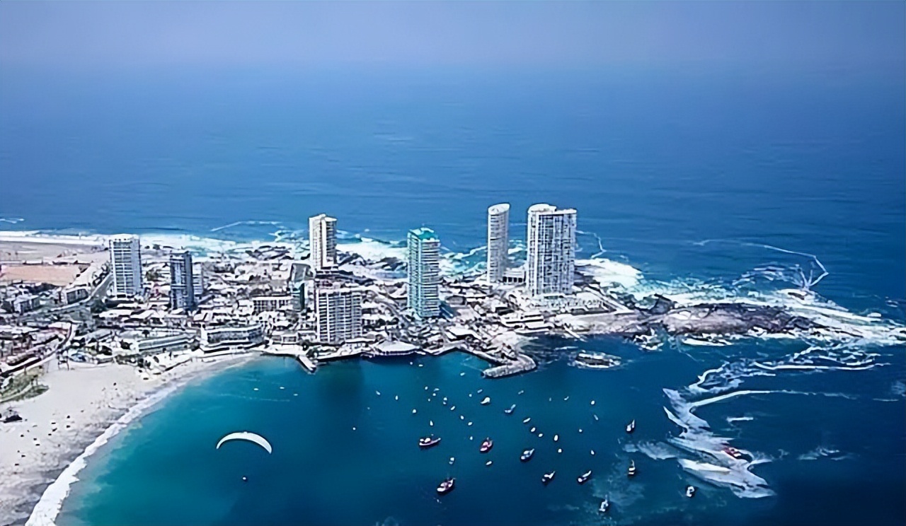 太平天国失败后，残部逃亡到此国，现有20万华人，还讲着广东话