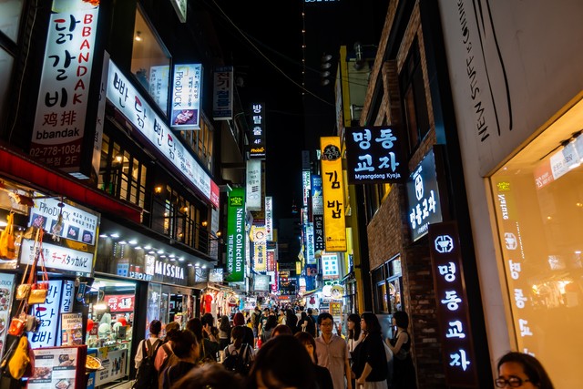 韩国相当于中国哪个省市(冷知识：5分钟了解韩国是个怎样的国家？月薪20000的韩国人幸福吗)