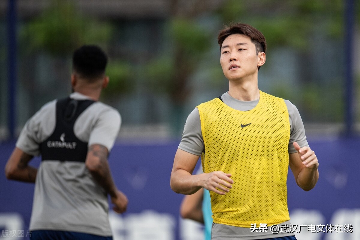 中超第二轮武汉队什么时候开始（中超第二阶段本周开战 武汉三镇球迷开放日真热闹）