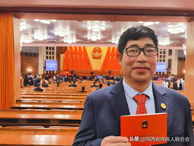 刘子旭颁奖词残奥会（参加北京冬奥会冬残奥会总结表彰大会的陕西人刘子旭：“当国歌奏响的那一刻，我热泪盈眶”）-趣拿体育