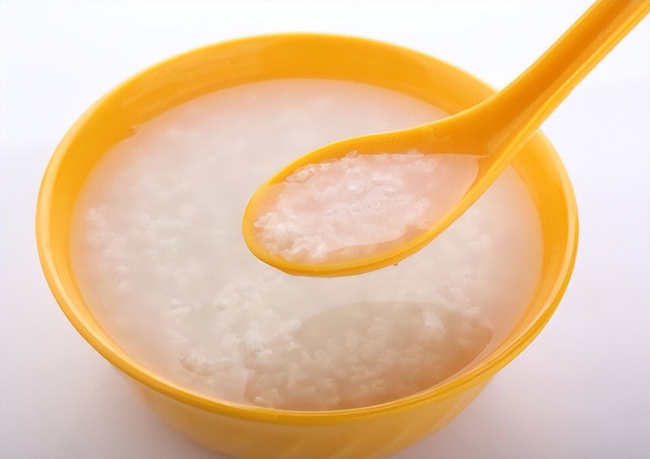 早餐不能吃"大米粥"吗?医生提醒:或不只是大米粥,这4物少吃