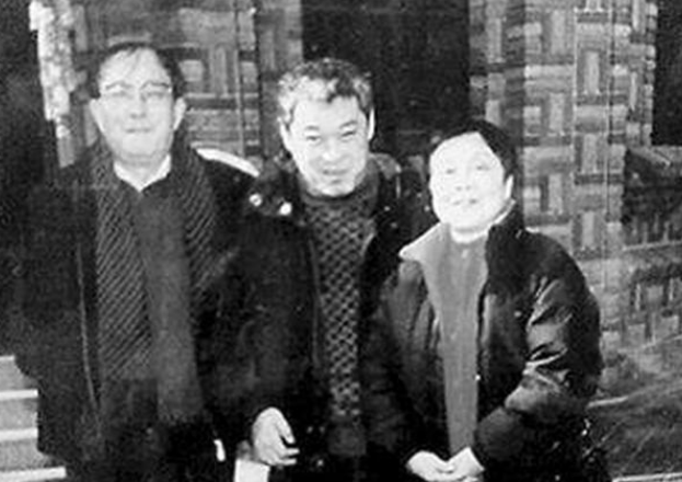 导演谢晋：三个儿子死得死病的病，黄连都没我的生活苦