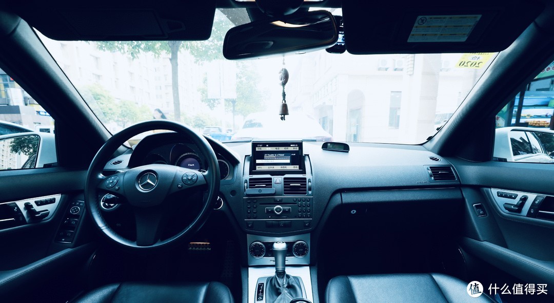 自吸+3.0 V6+后驱+旅行版+原装进口Mercedes，客官还要来点啥？
