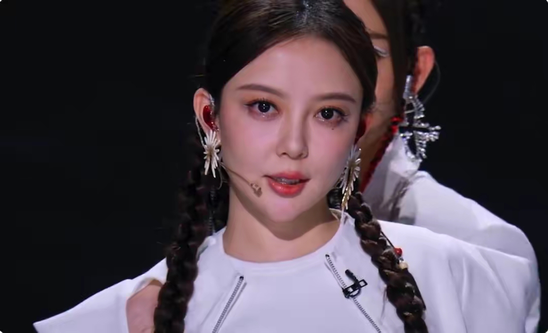 《乘风2023》第四期,汪小敏一句话引争议,火不起来总是有原因的