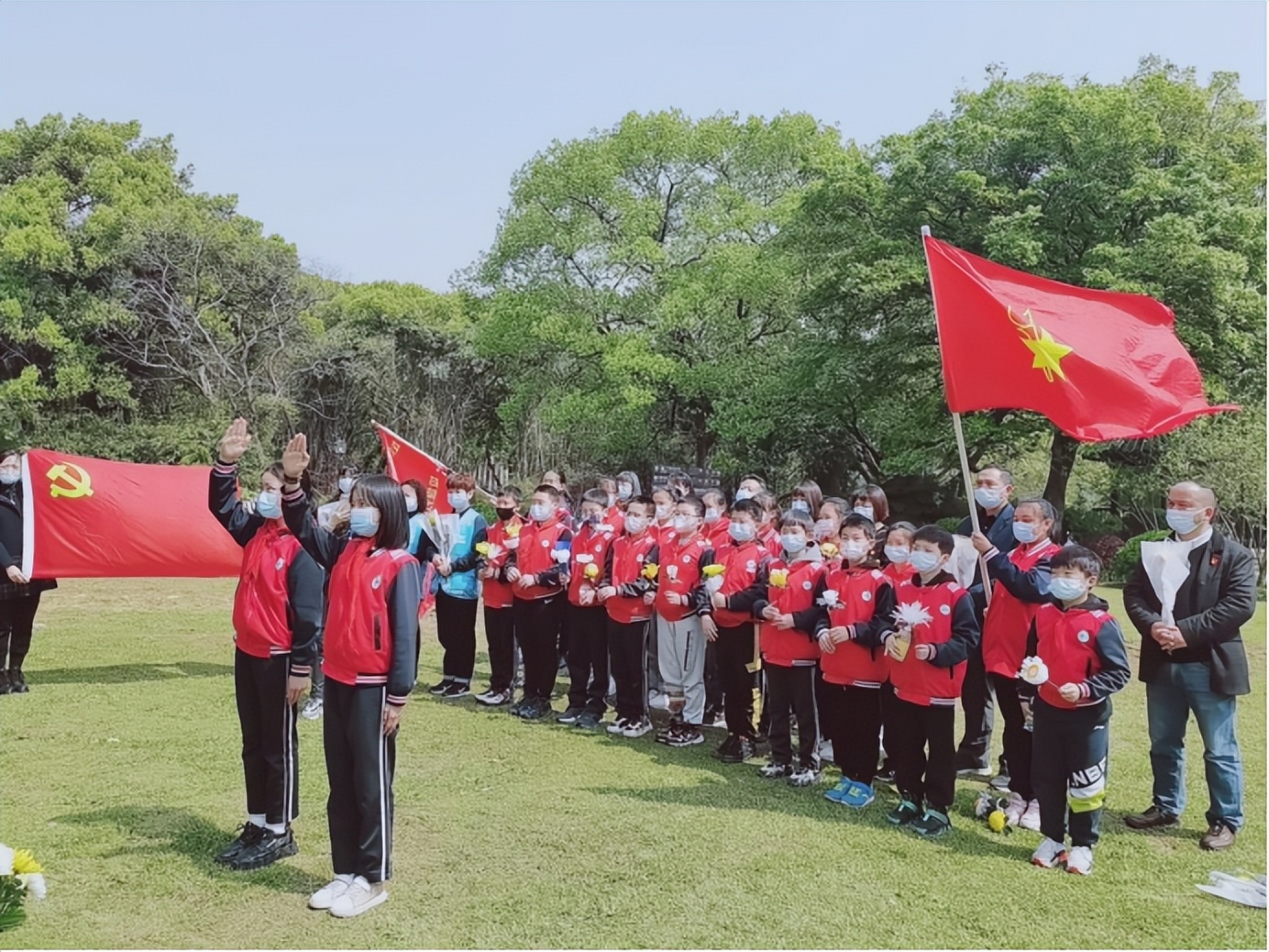 武漢市東湖小學(xué)：緬懷先烈慎終追遠(yuǎn)，生態(tài)清明少年先行