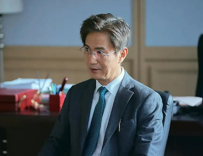 国民爸爸安内相当年混混进劳教所如今成韩剧黄金配角