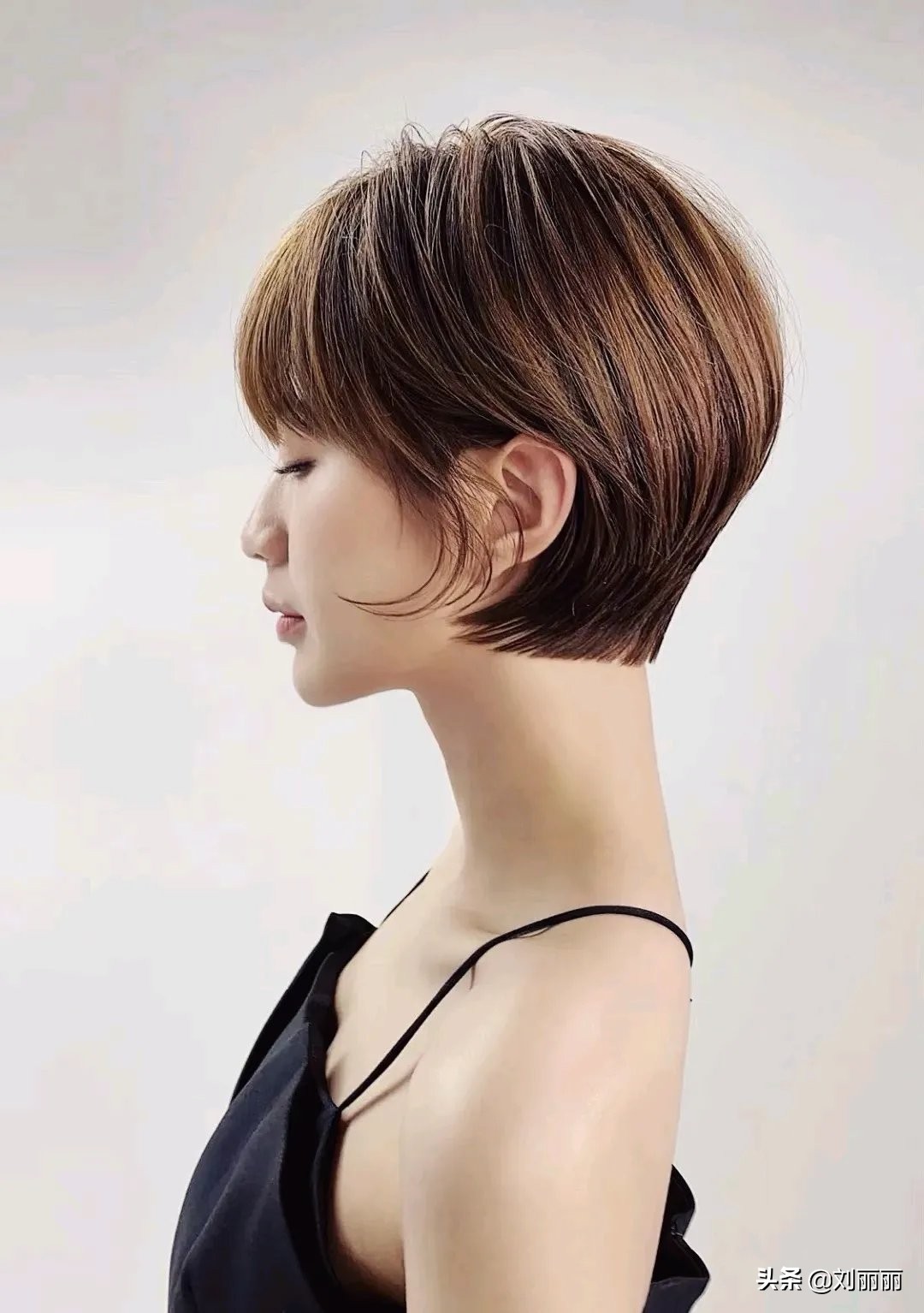 当下最流行的4种发型,大小卷烫发全都有,瘦脸修饰头型都很不错