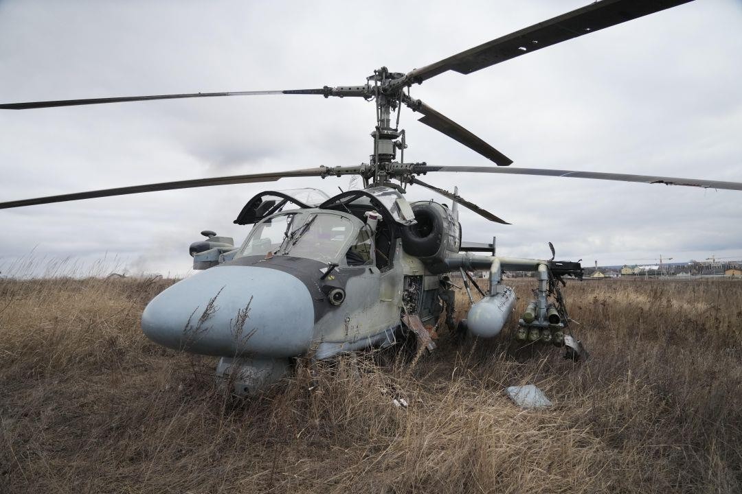 俄军损失了四分之一的卡52，俄乌冲突成直升机坟场，武直过时了？