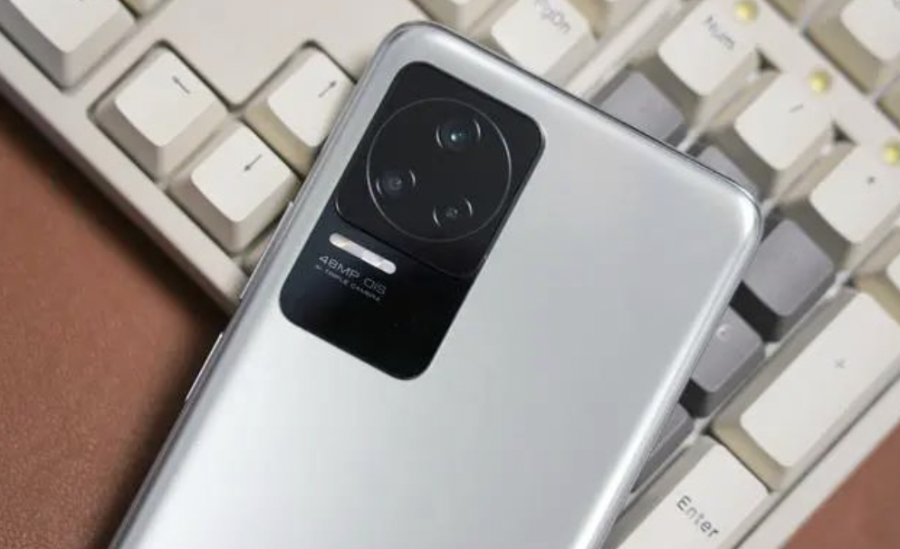 截至七月初，这3款千元机性价比最高，用到2025年毫无压力