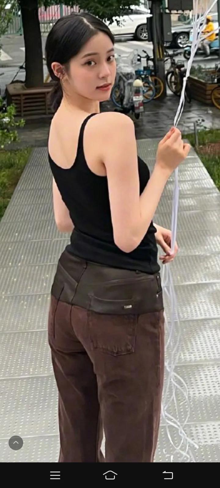 欧阳娜娜美图6