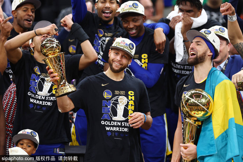 nba近年来经典比赛有哪些（2022NBA十大经典比赛盘点：老詹波波维奇神级里程碑 库里圆梦）