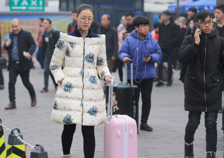 河北省寒假放假时间已定，相比往年普遍提前，学生期待的假期来了