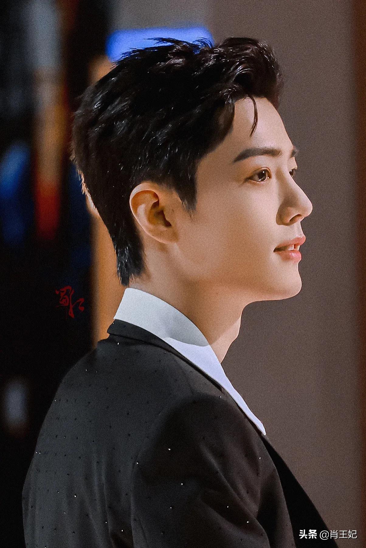 210607拾光盛典的贵公子肖战真的太好看了