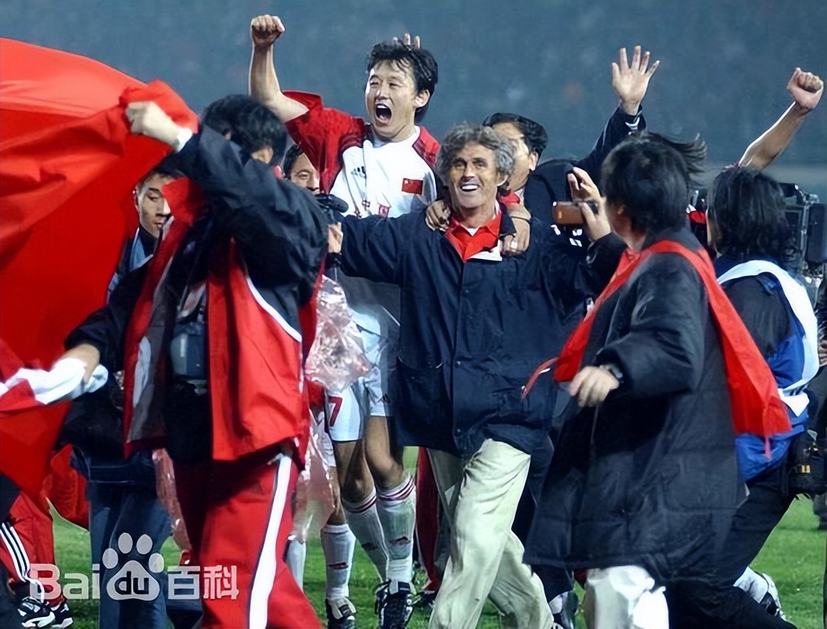 中国队在哪一年参加过世界杯足球（中国足球队参加了几届世界杯及预选赛？）