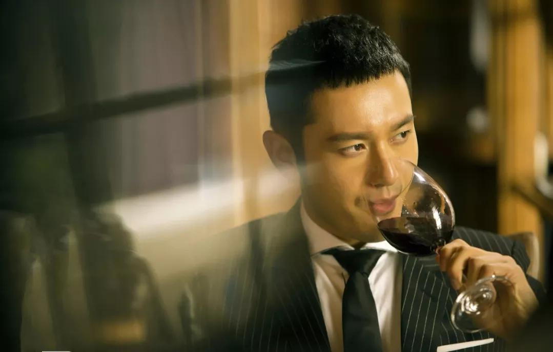 没了爽子和吴某人，娱乐圈里依旧波涛汹涌，未爆料的大瓜太劲爆