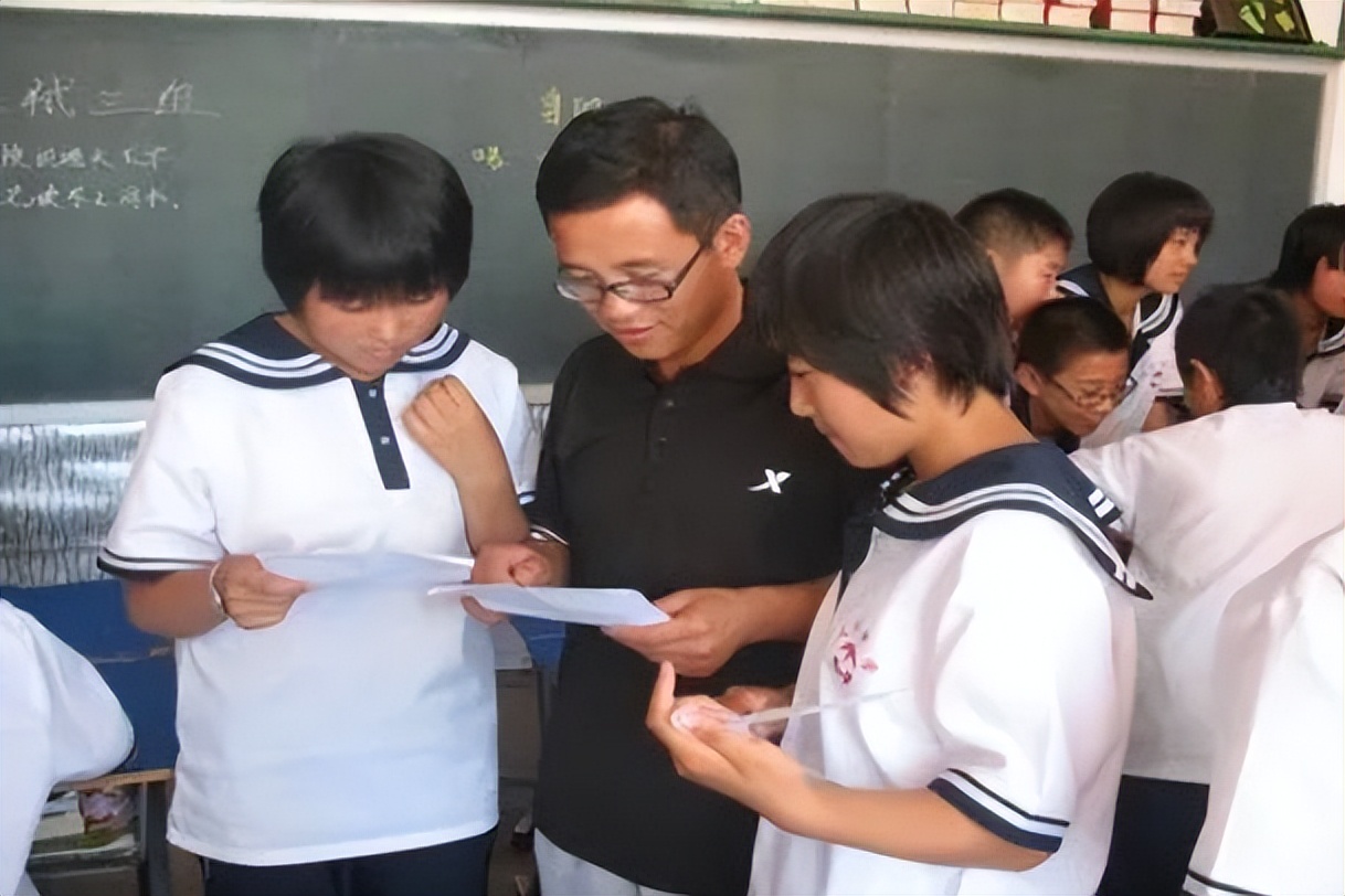 “供你读大学成了笑话”，一位农村父亲的坦白，让多少大学生沉默