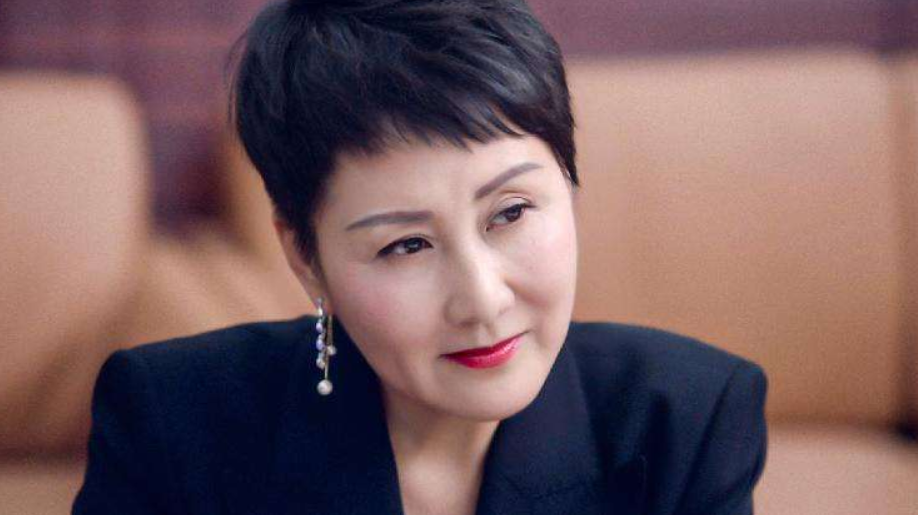 张建全,娶女演员张凯丽,把妻子当作宝,婚后生一女幸福甜蜜